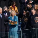 Biden asume como presidente en medio de la crisis