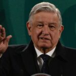 Se importará gas en buque y se reactivarán plantas de combustóleo y carbón ante crisis eléctrica: AMLO